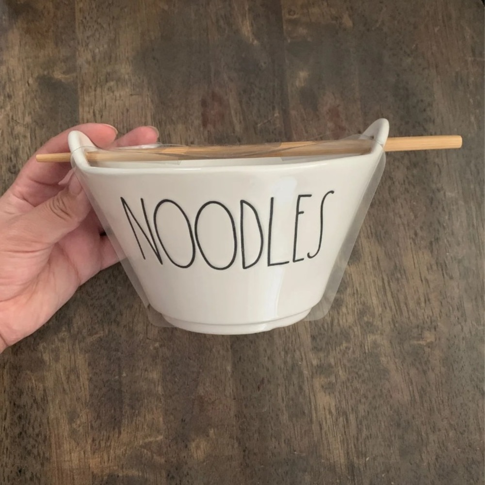 Rae Dunn noodle bowl